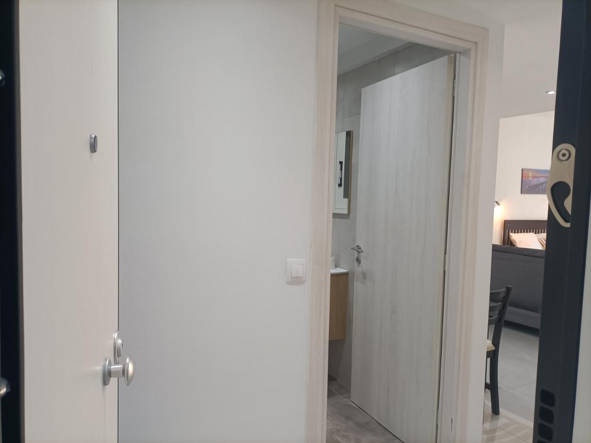 City O-Central Apartment เอเธนส์ ภายนอก รูปภาพ