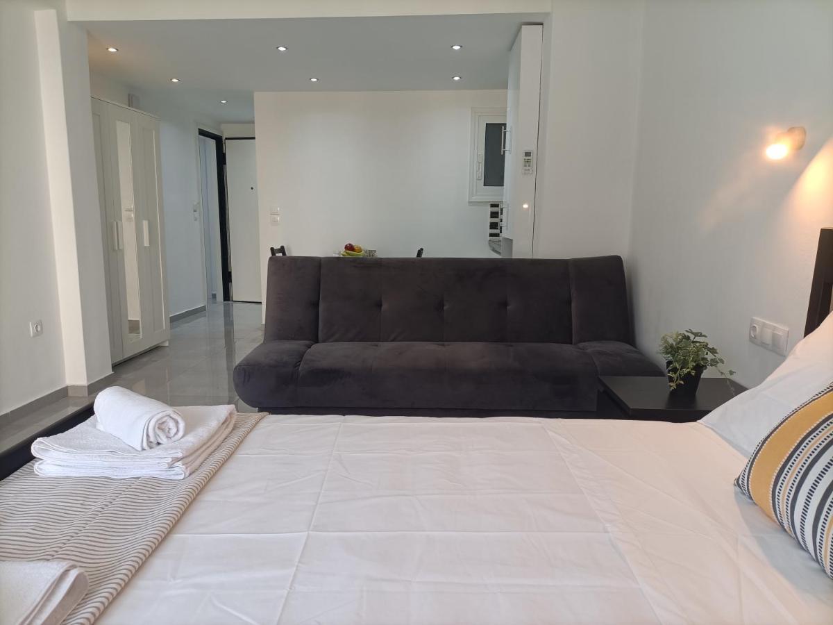 City O-Central Apartment เอเธนส์ ภายนอก รูปภาพ