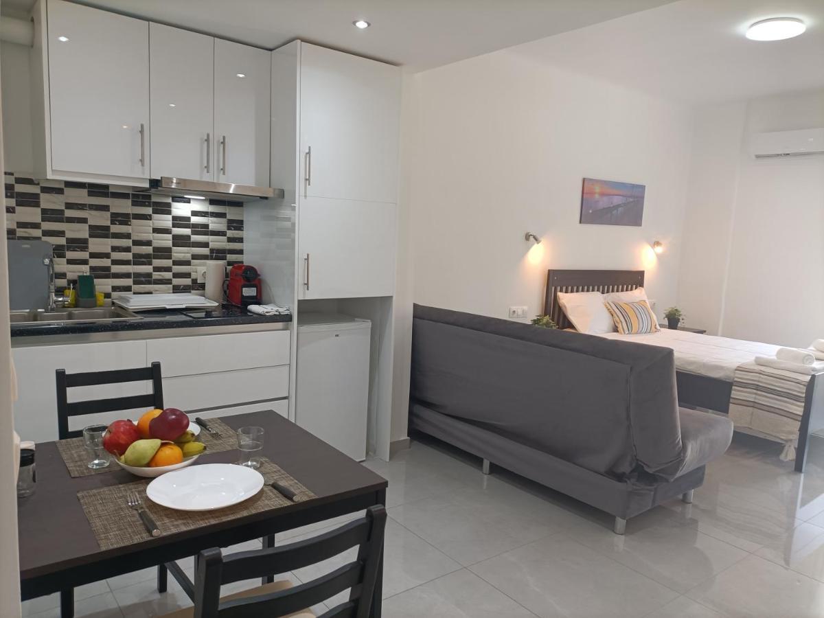 City O-Central Apartment เอเธนส์ ภายนอก รูปภาพ